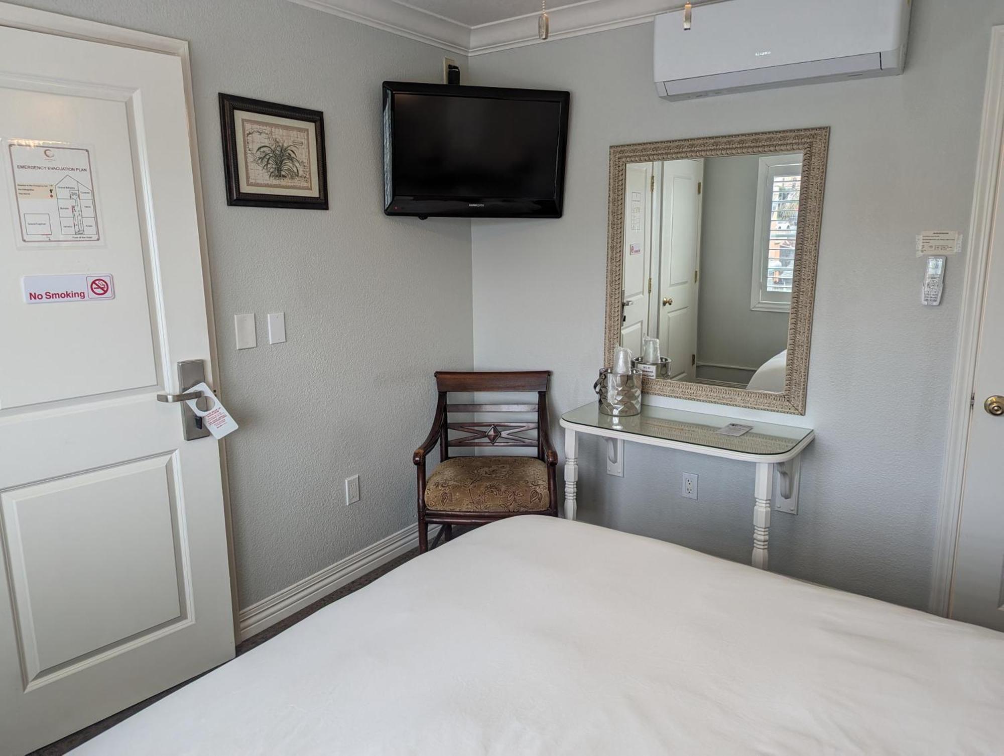 Capitola Hotel Екстер'єр фото